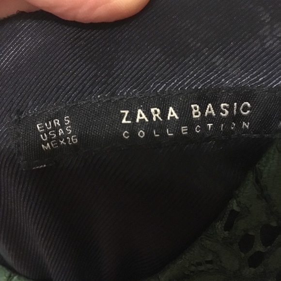 Zara bell-sleeved, green dress - Picture 2 of 2